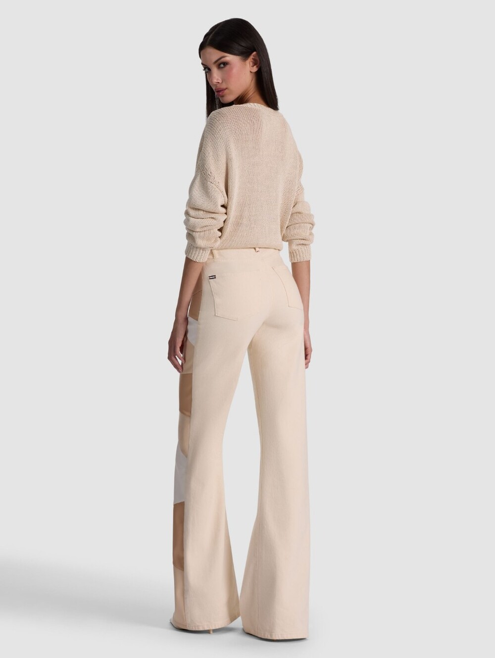 Alice + Olivia BEAUTIFUL VEGAN PATCHWORK JEAN - Picture 4 of 12